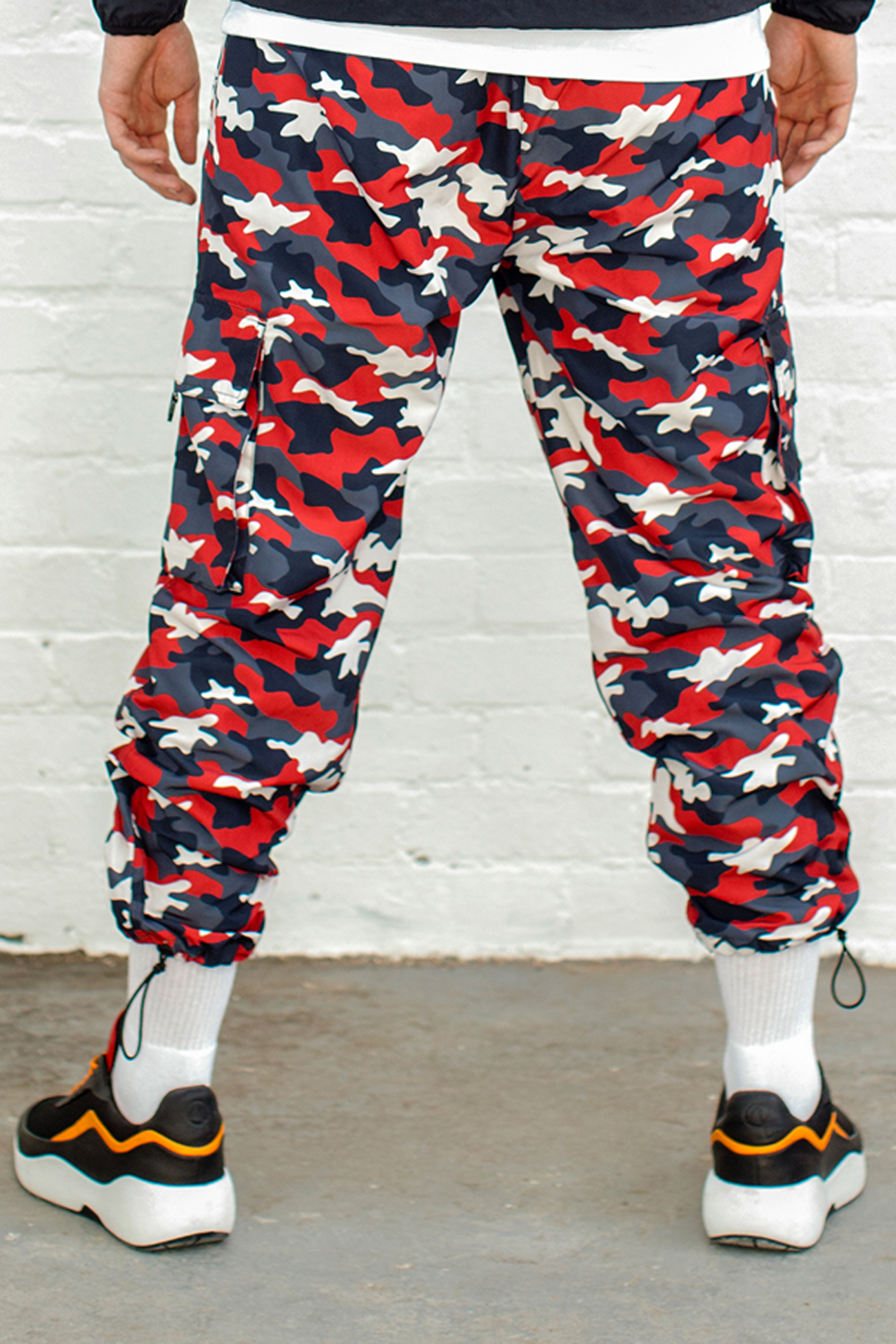 RAVAGE OVERSIZED UTILITY COMBAT TROUSER IN RED CAMO