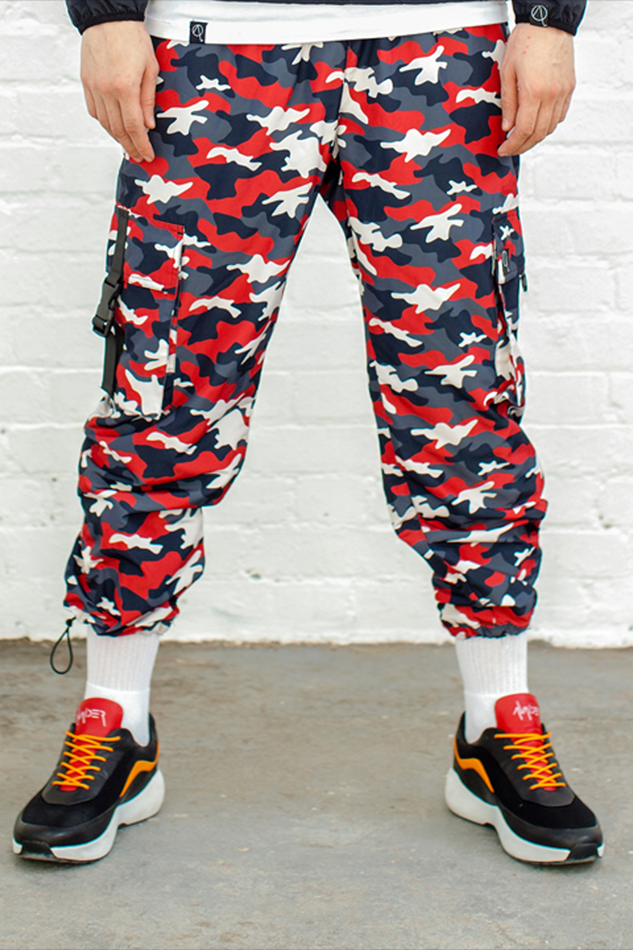 RAVAGE OVERSIZED UTILITY COMBAT TROUSER IN RED CAMO