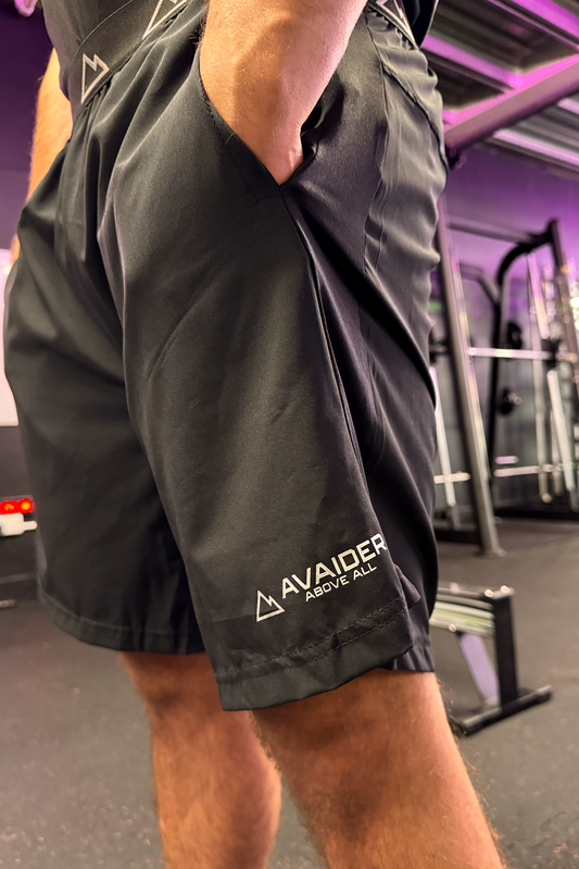 PRECISION SHORTS IN BLACK