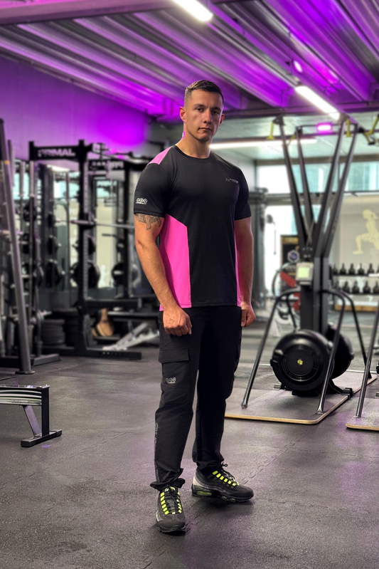 PRECISION V2 OUTSIDER T-SHIRT IN BLACK AND PINK