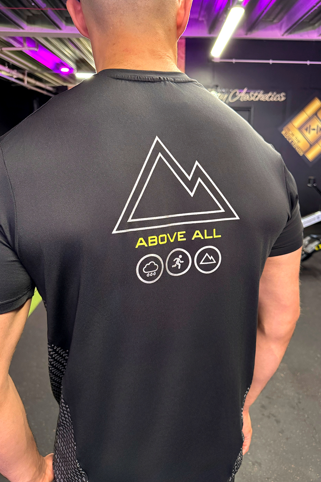 ABOVE ALL V1 T-SHIRT IN BLACK
