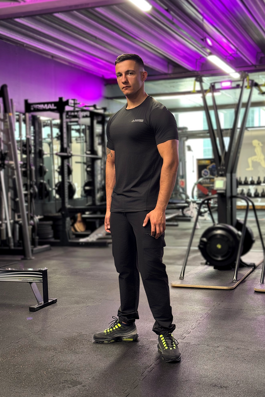 ESSENTIAL V1 T-SHIRT IN BLACK