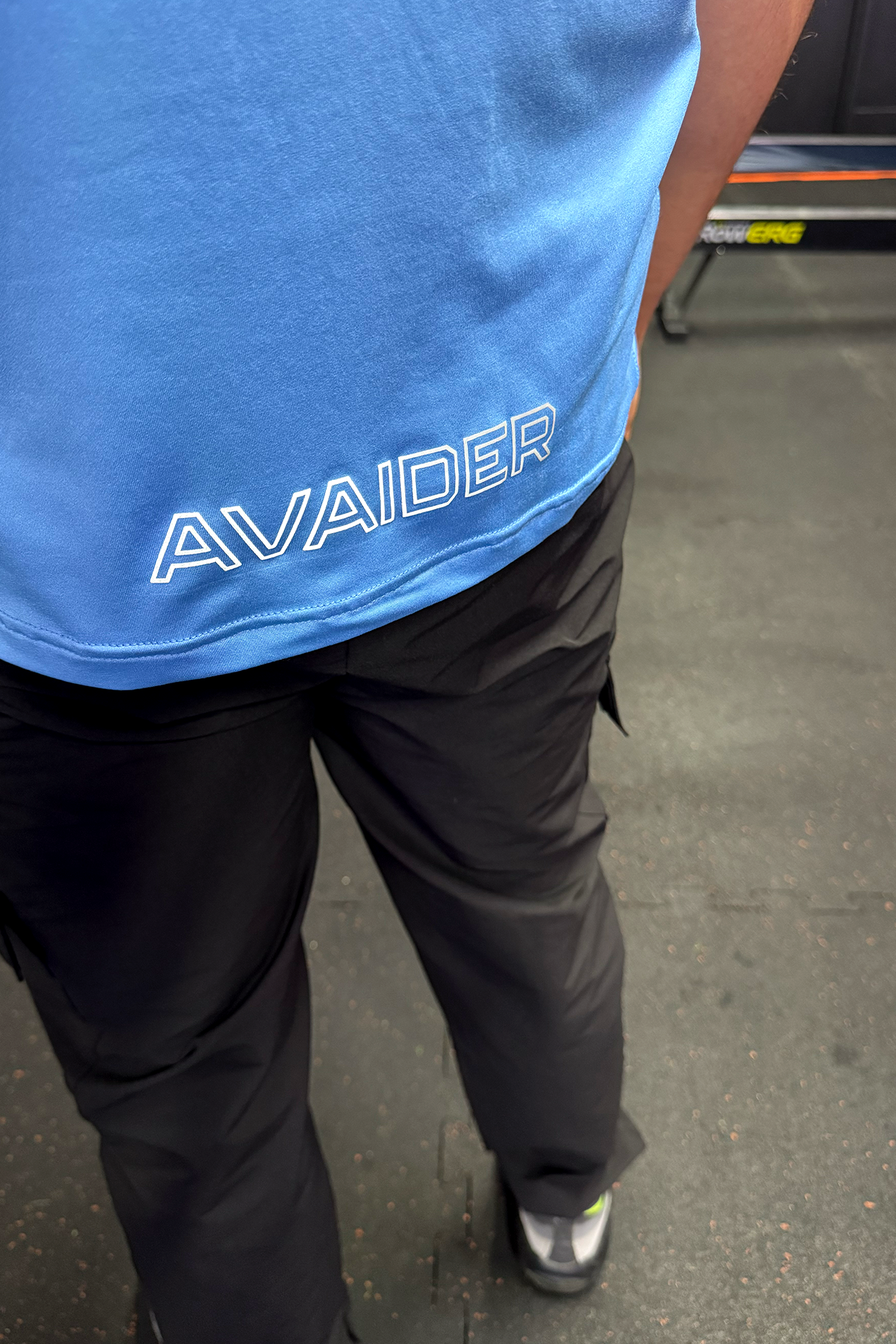 ESSENTIAL V1 T-SHIRT IN SKY