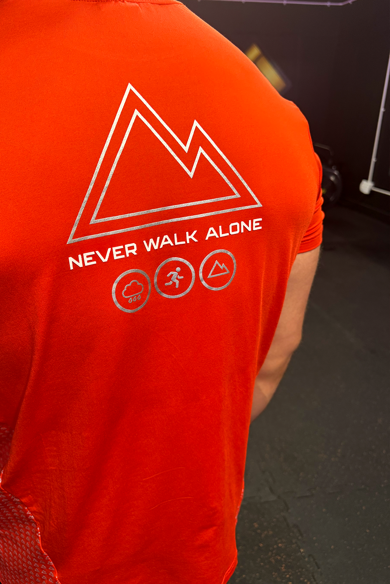 NEVER WALK ALONE V1 T-SHIRT IN RED