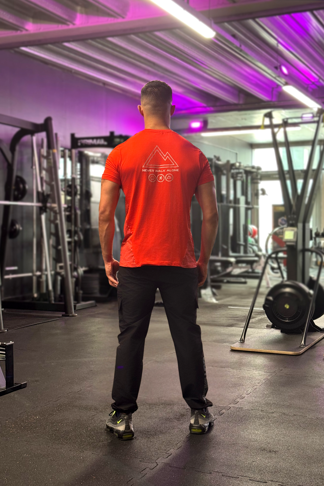 NEVER WALK ALONE V1 T-SHIRT IN RED
