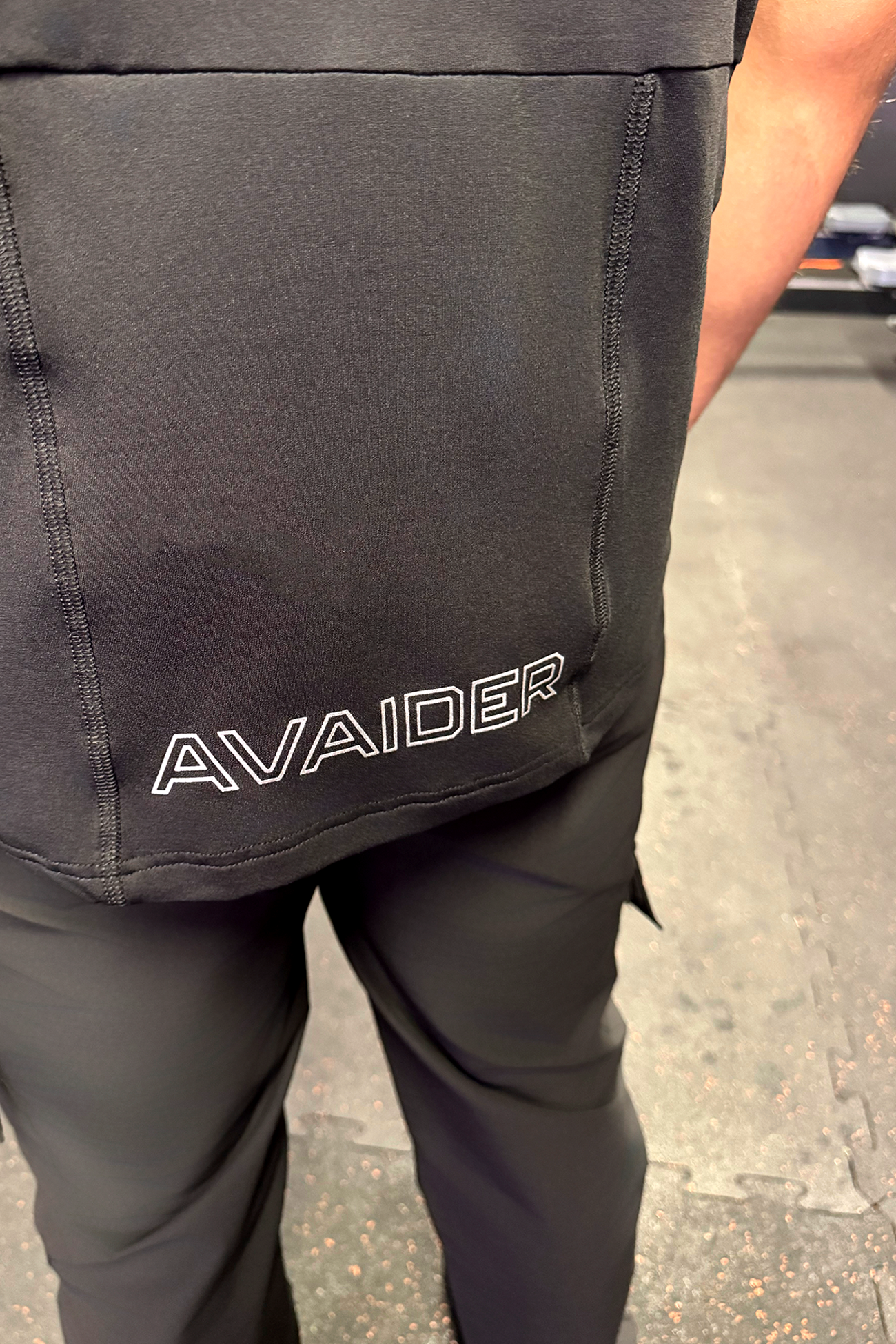 PRECISION V1 T-SHIRT IN BLACK