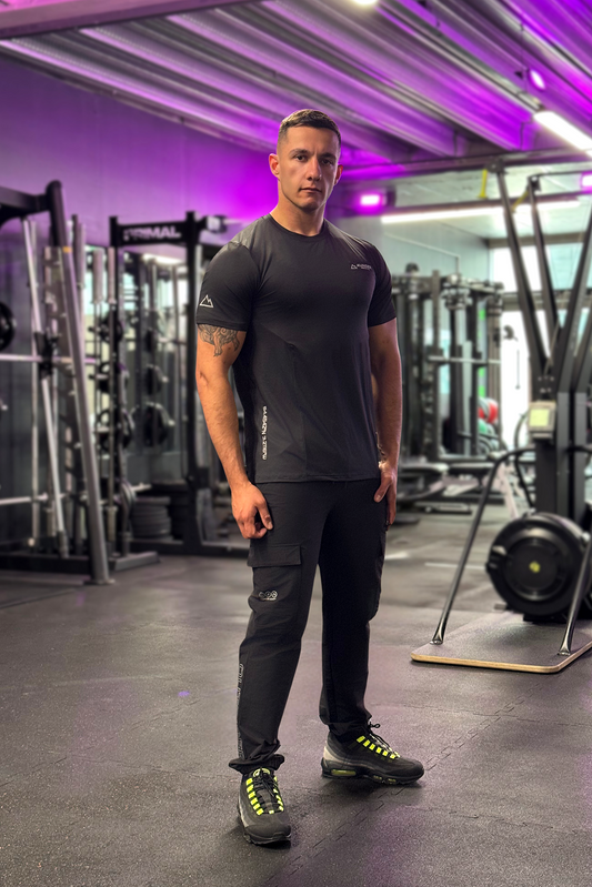 PRECISION V1 T-SHIRT IN BLACK