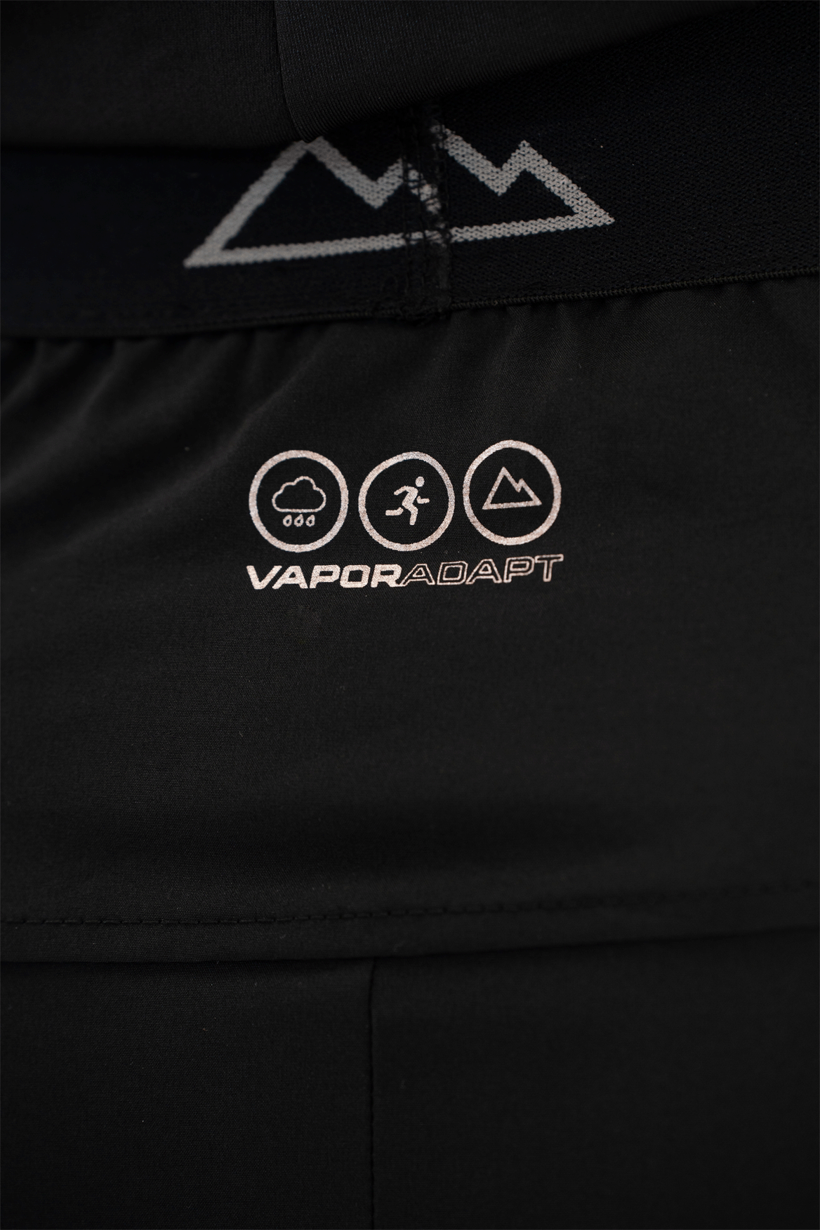 PRECISION TWIN SET A IN BLACK