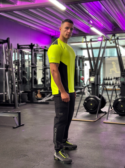 PRECISION V2 ON THE RUN T-SHIRT IN NEON AND BLACK