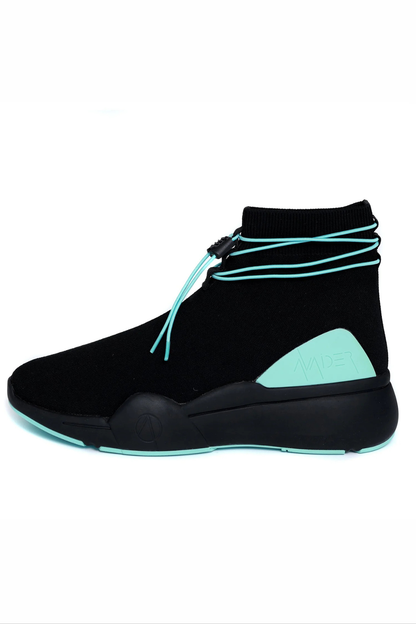 ELLIPSIS GYM SOCK TRAINER IN BLACK AND TEAL