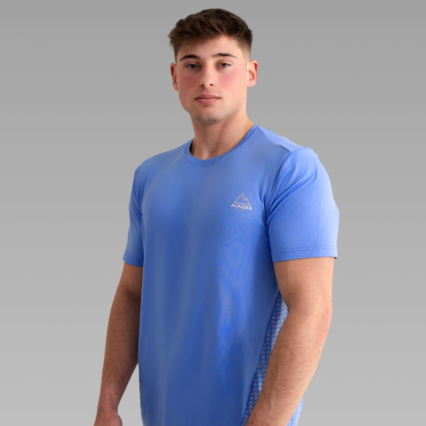 Avaider Run This City V1 T- Shirt In Sky