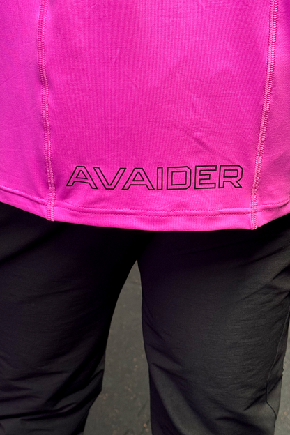 PRECISION V2 ON THE RUN T-SHIRT IN PINK AND BLACK