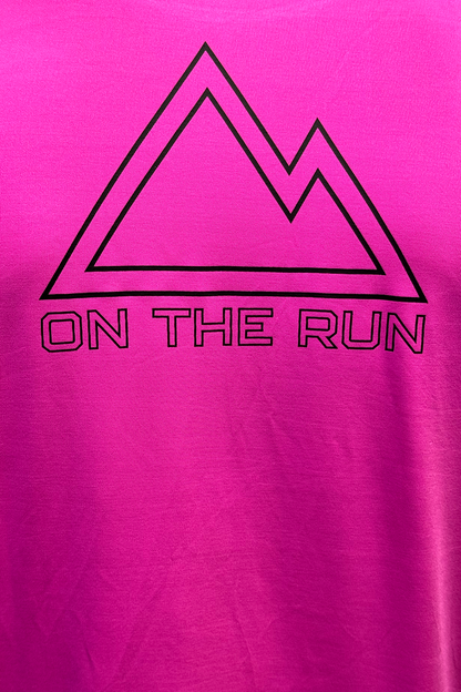 PRECISION V2 ON THE RUN T-SHIRT IN PINK AND BLACK