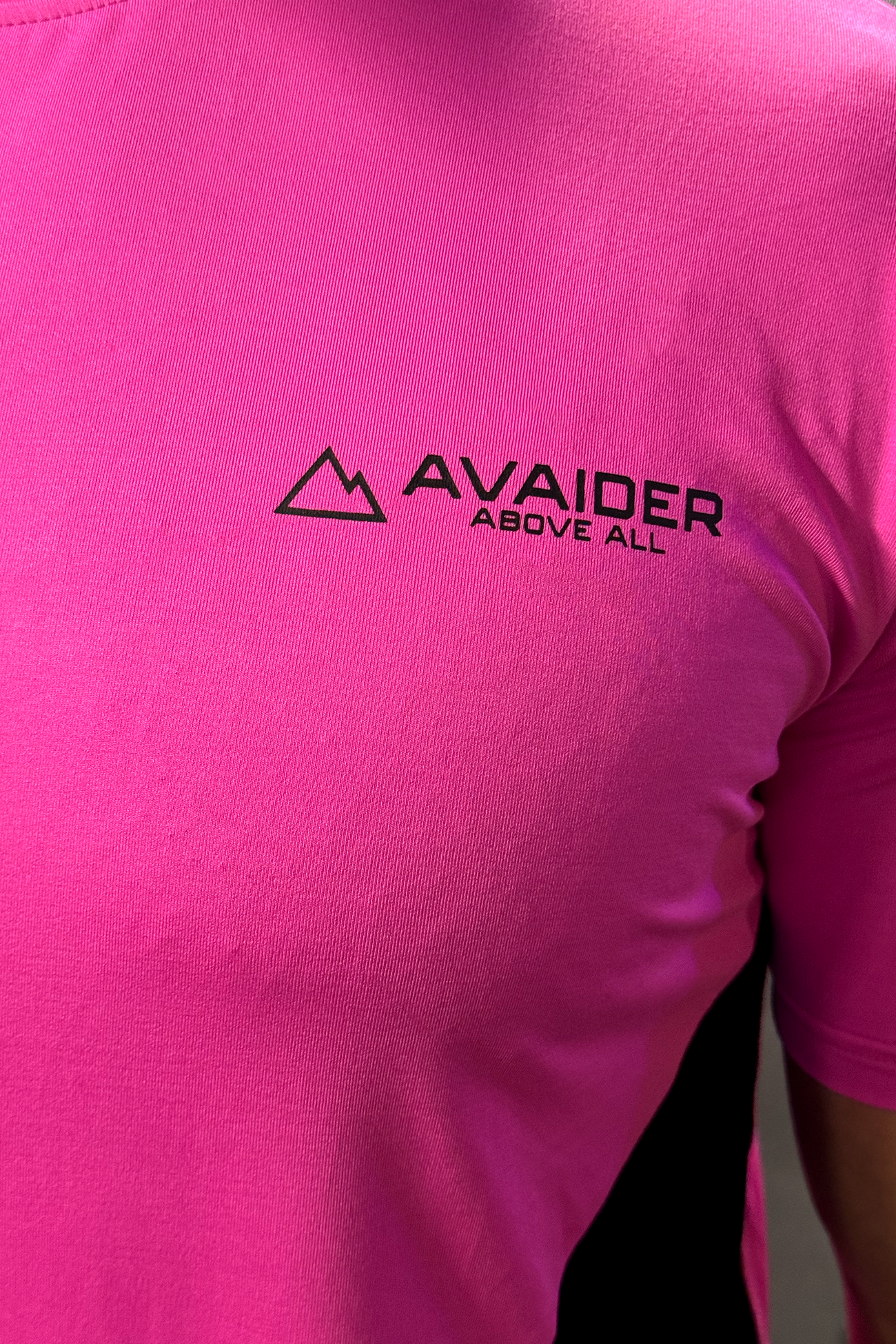 PRECISION V2 ON THE RUN T-SHIRT IN PINK AND BLACK