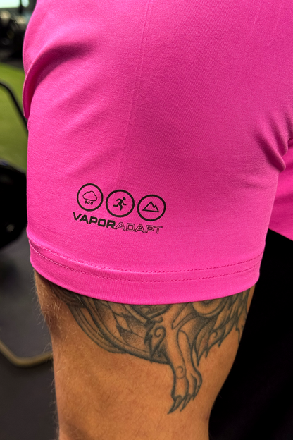 PRECISION V2 ON THE RUN T-SHIRT IN PINK AND BLACK