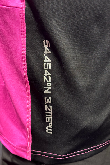 PRECISION V2 ON THE RUN T-SHIRT IN PINK AND BLACK