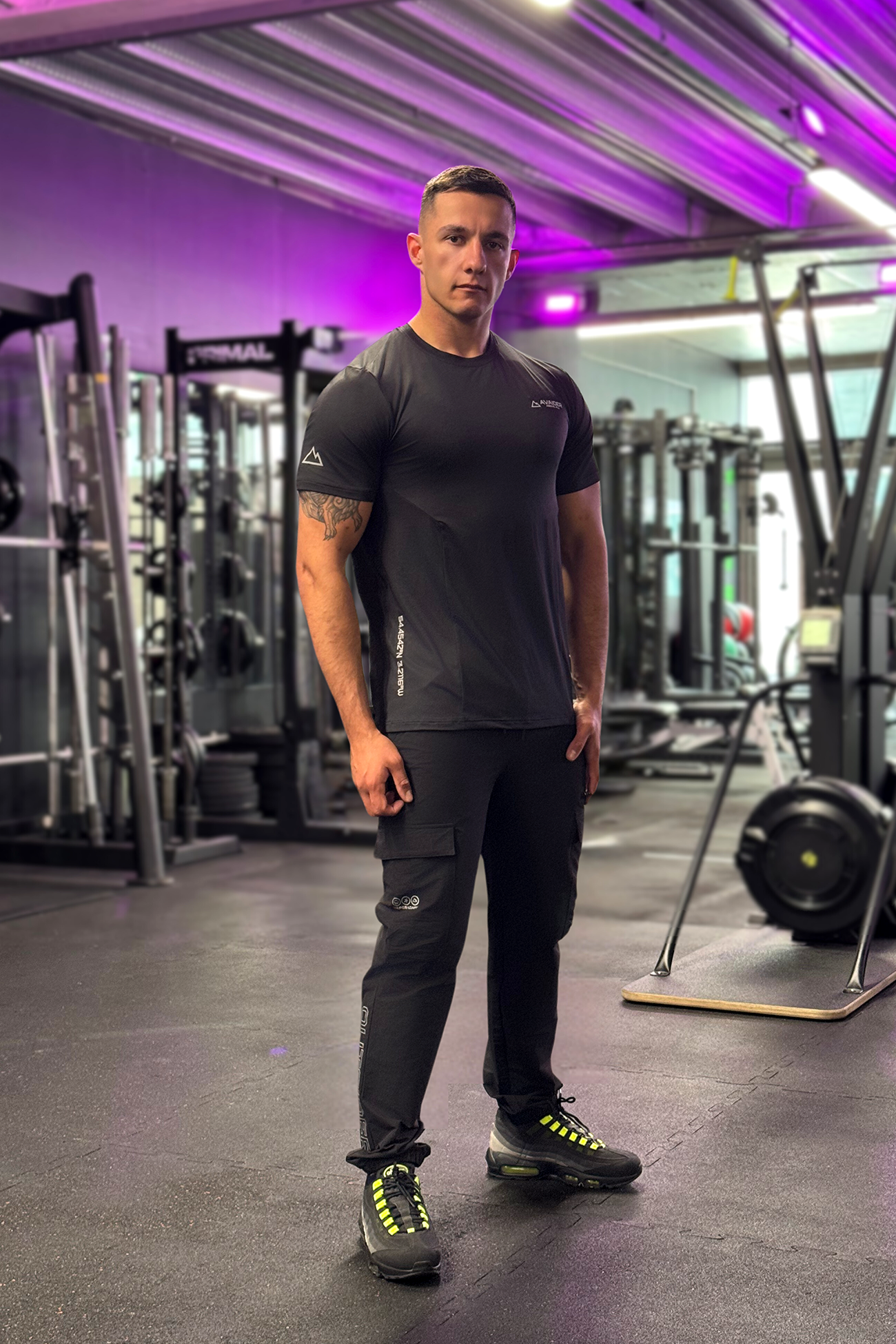 PRECISION V1 T-SHIRT IN BLACK