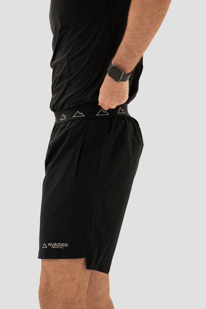 PRECISION SHORTS IN BLACK