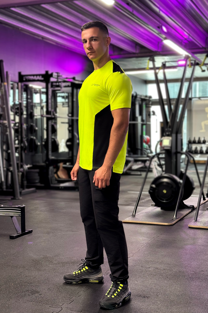 PRECISION V2 ON THE RUN T-SHIRT IN NEON AND BLACK