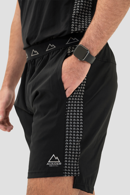 VITAL SHORTS IN BLACK