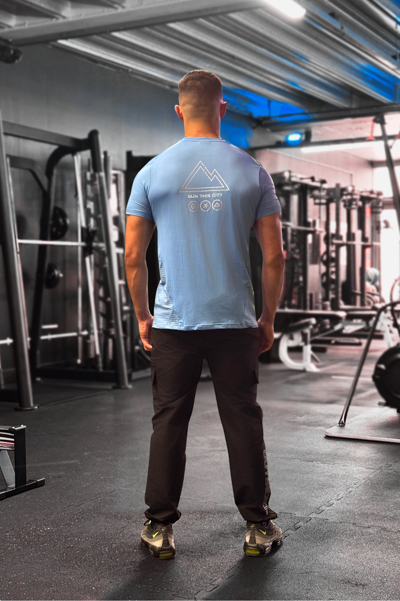 RUN THIS CITY V1 T-SHIRT IN SKY