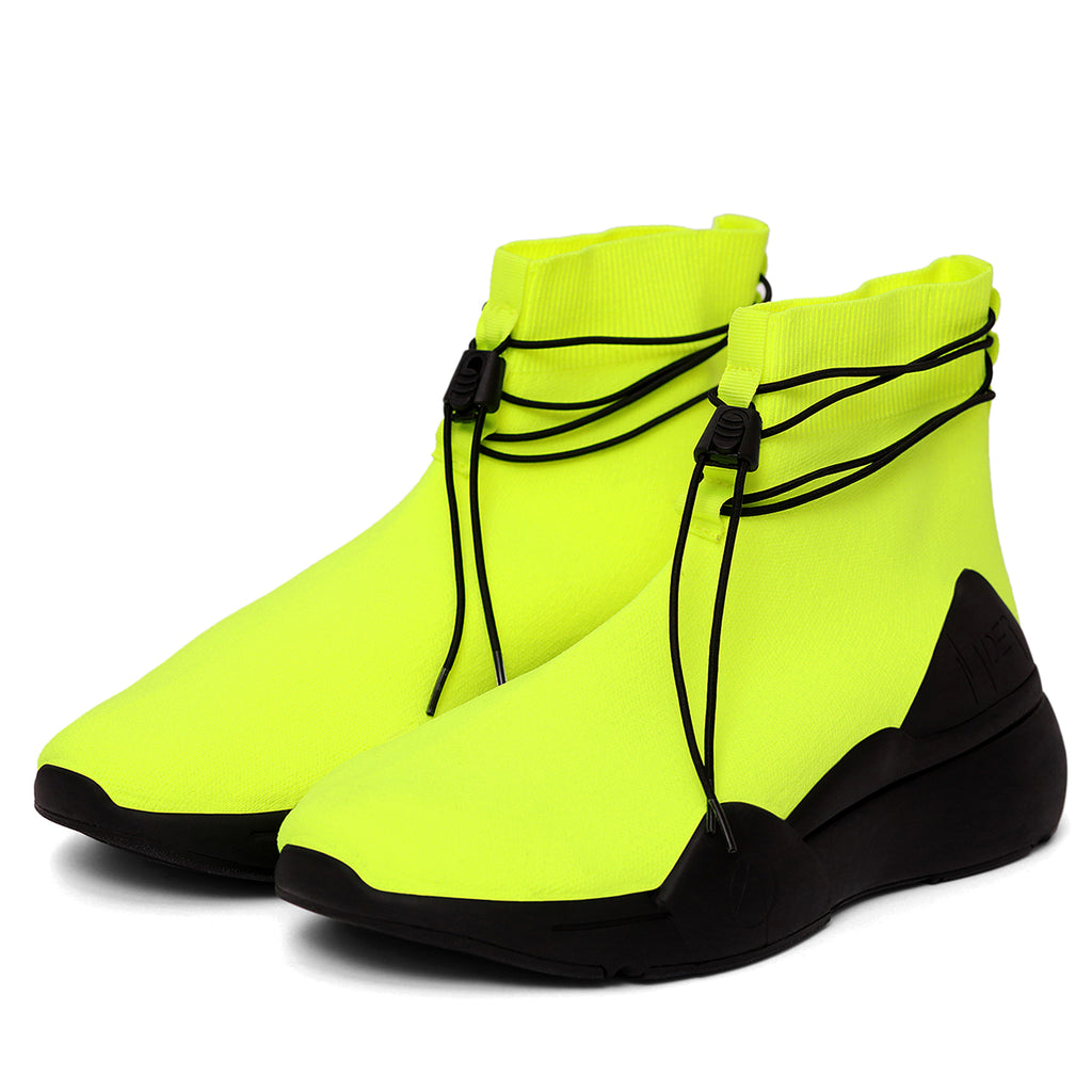 Ellipsis sock trainer in neon green and black