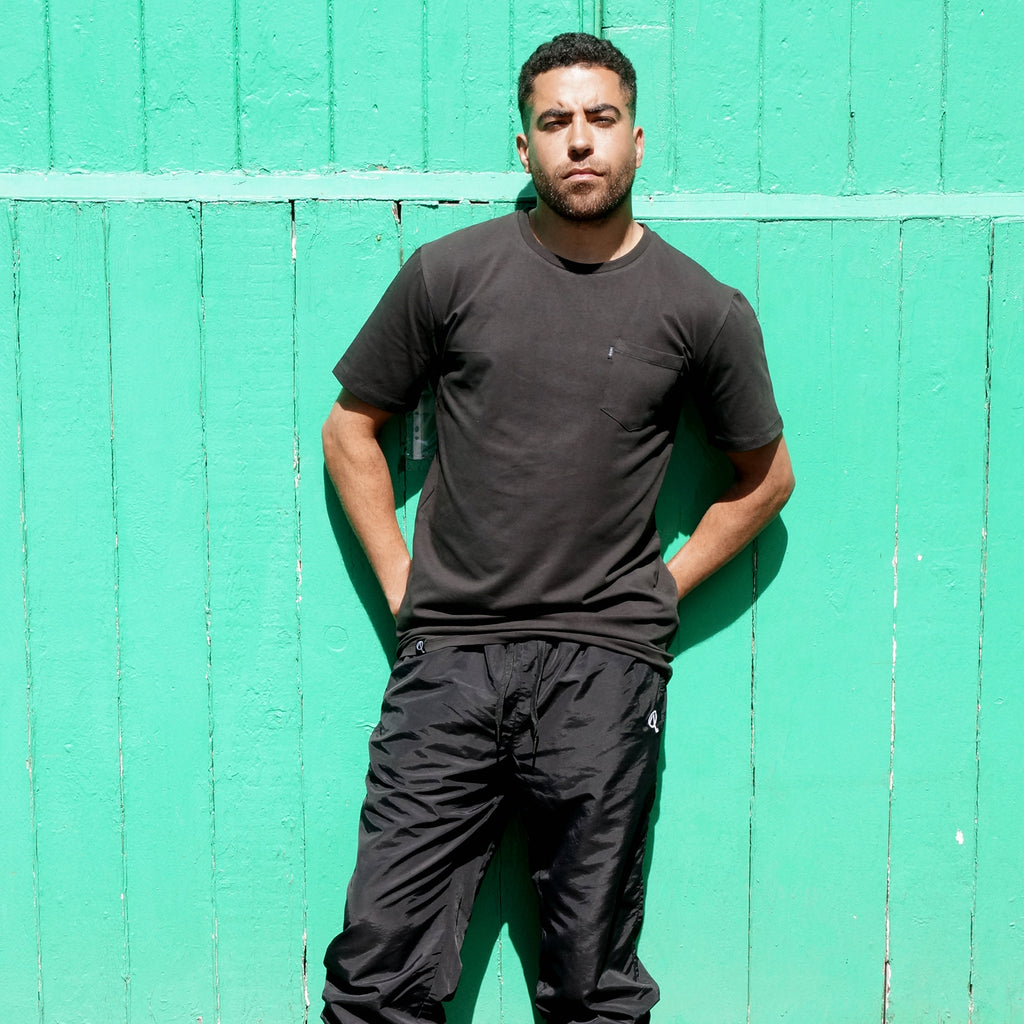 Sion crew neck pocket t-shirt in black